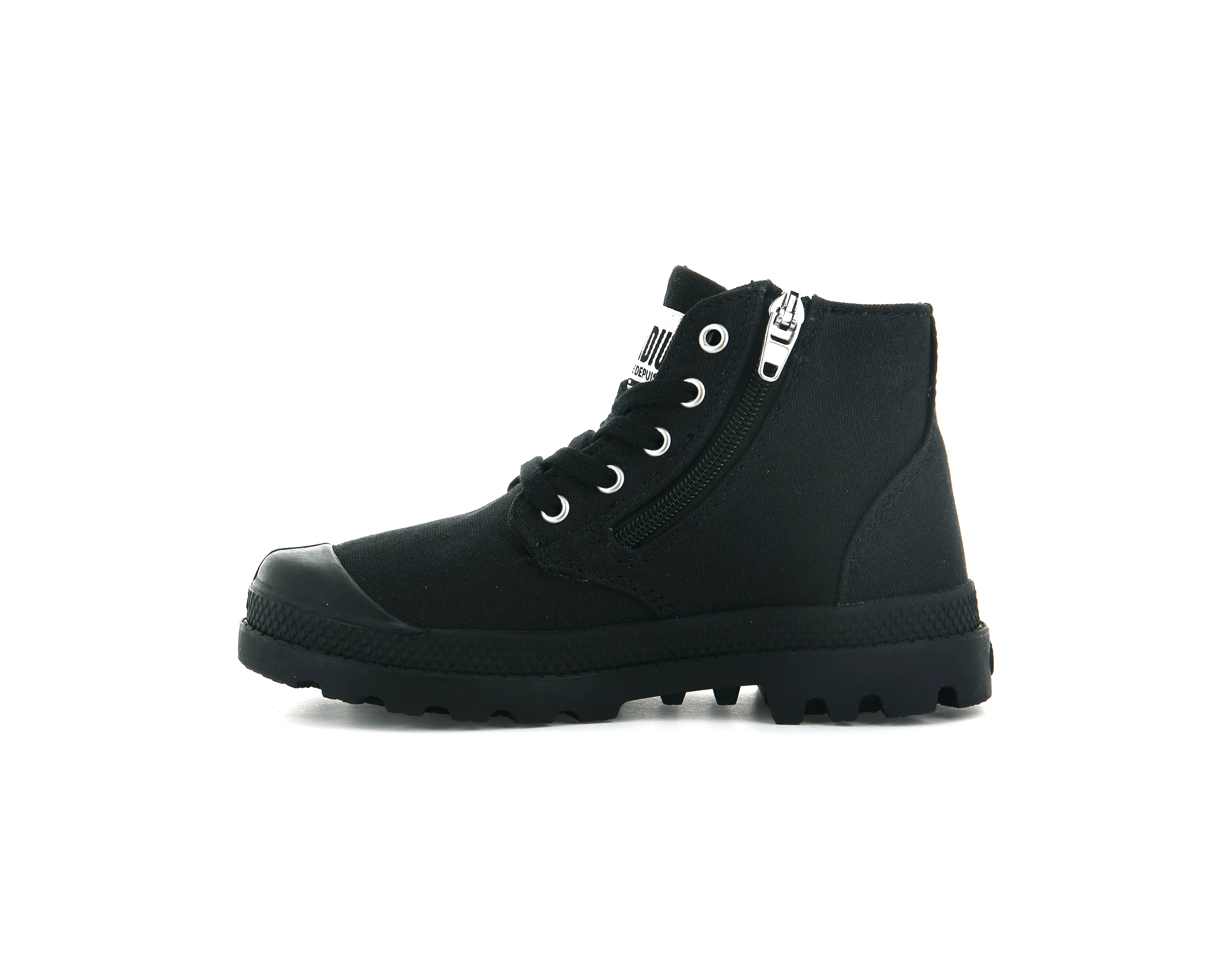56673-001-M | PAMPA HI CANVAS | BLACK/BLACK - Image 4
